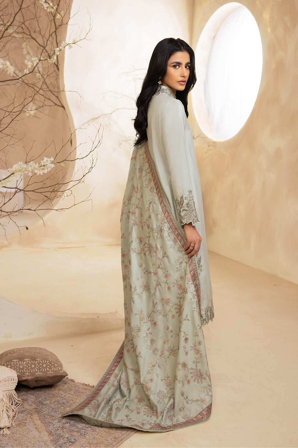 Iznik Luxury Winter Collection - ILW-04 CLAIRE