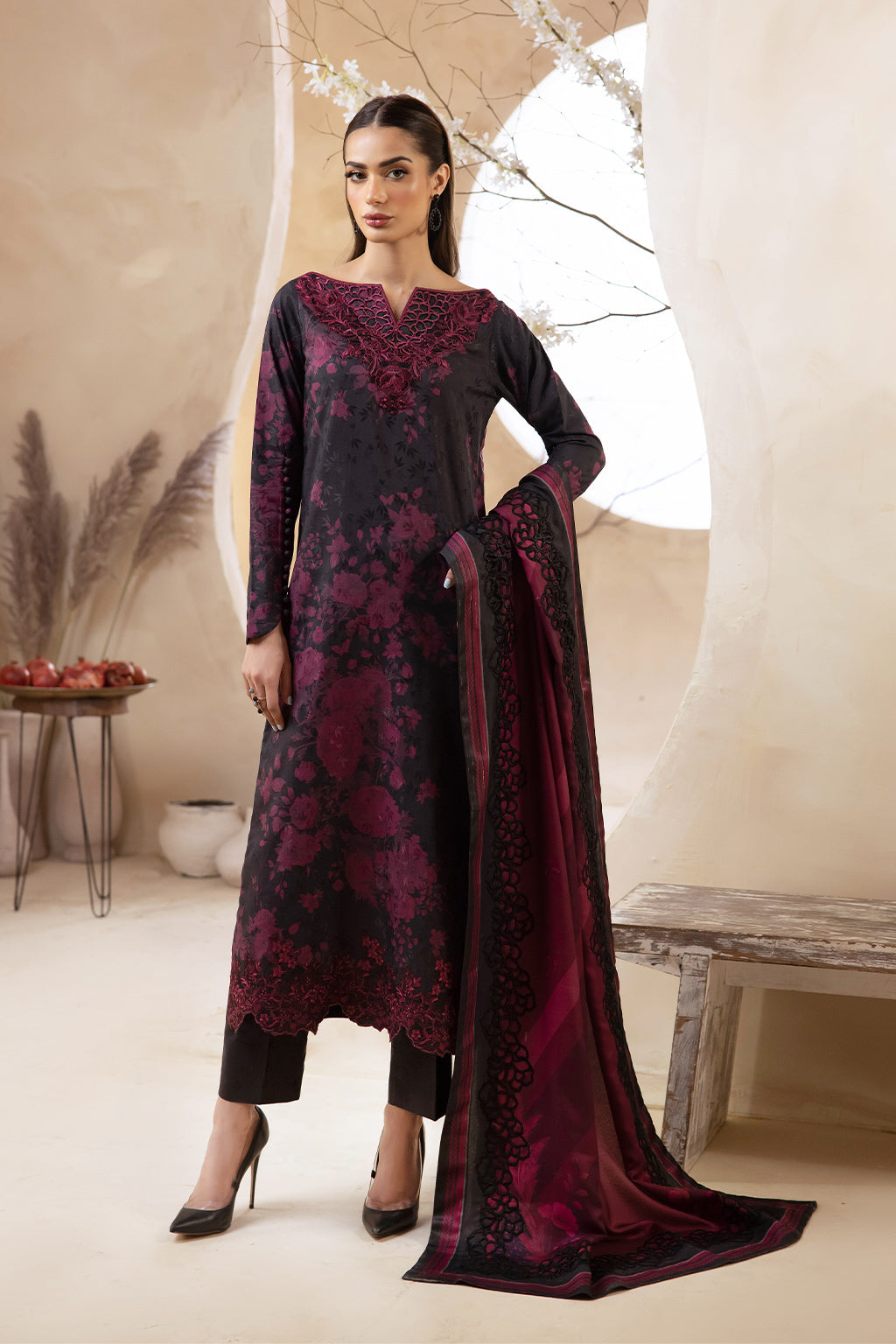 Iznik Luxury Winter Collection - ILW-06 EVELYNN