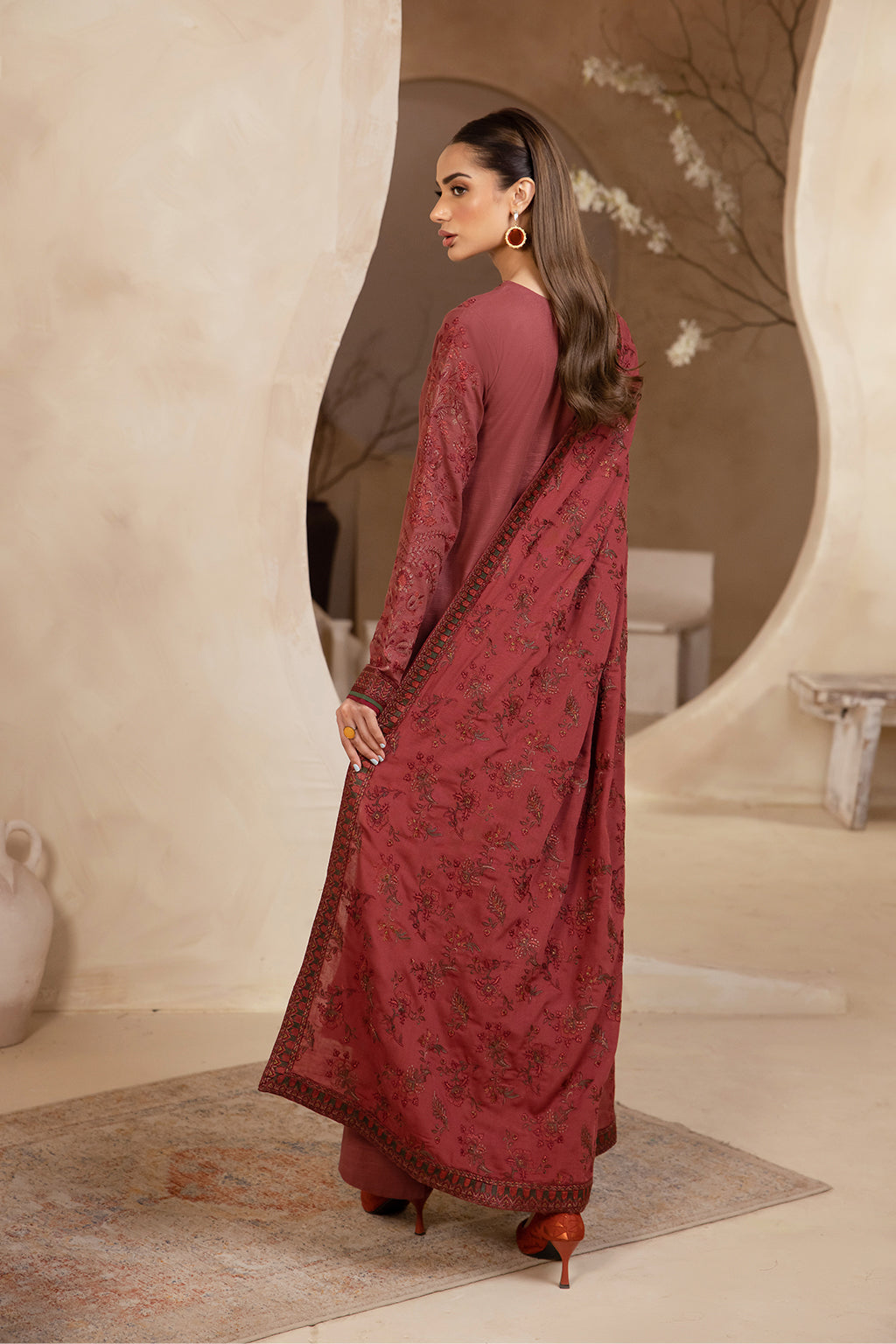 Iznik Luxury Winter Collection - ILW-10 LITHE