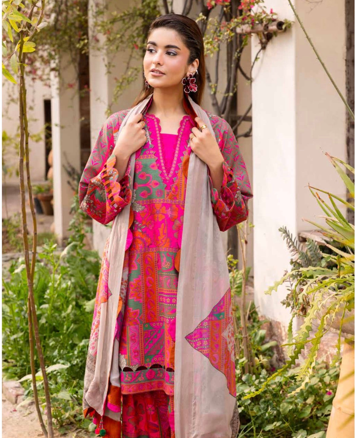 Charizma C Print -02